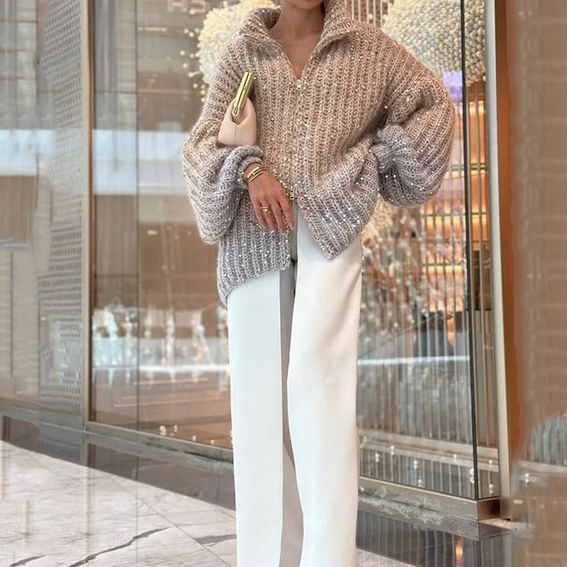 Elegant and comfortable sequined V-neck sweater