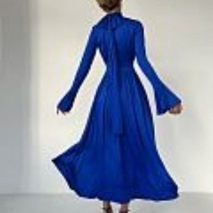 Flared sleeve waist pleated solid color dress