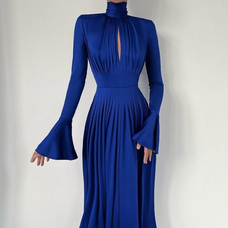 Flared sleeve waist pleated solid color dress